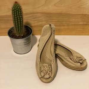 🍃MARKDOWN🍃Naturalizer Open Toed Sling Back Wedge